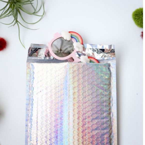 12 6.5X10 Silver Holo Bubble Mailers PRICE IS FIRM - Picture 3 of 4